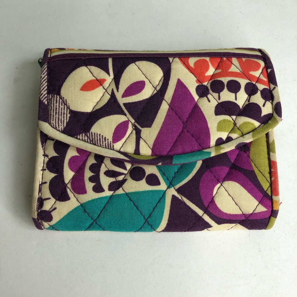 Vera Bradley wallet multi color great condition